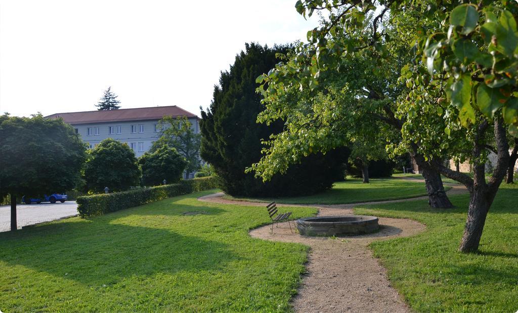 Hotel Komensky Gaeste- Und Tagungshaus Herrnhut Exterior foto